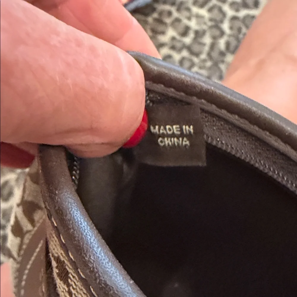 COACH Signature Canvas Wristlet Brown Leather Trim Zip Pouch Clutch small! Y2K!!